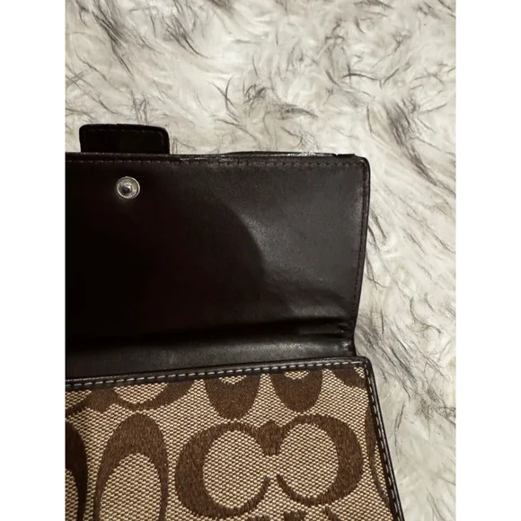 Women's Coach Brown & Beige Signature Canvas Wallet One Size - Picture 4 of 11